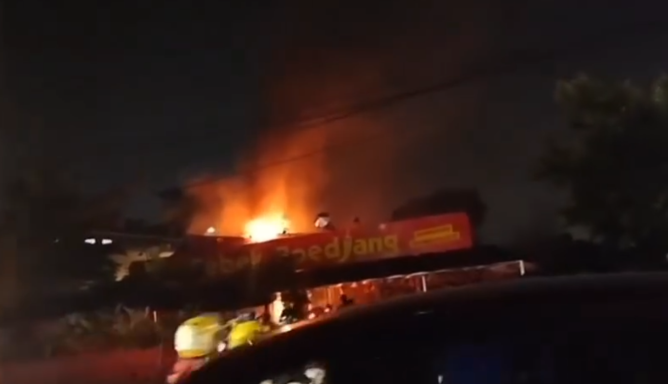 Kebakaran Rumah Makan Bebek Boedjang