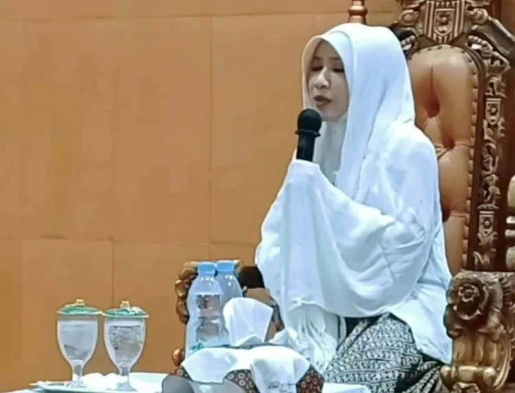 Nyai Shuniyya Ruhama Habiballah