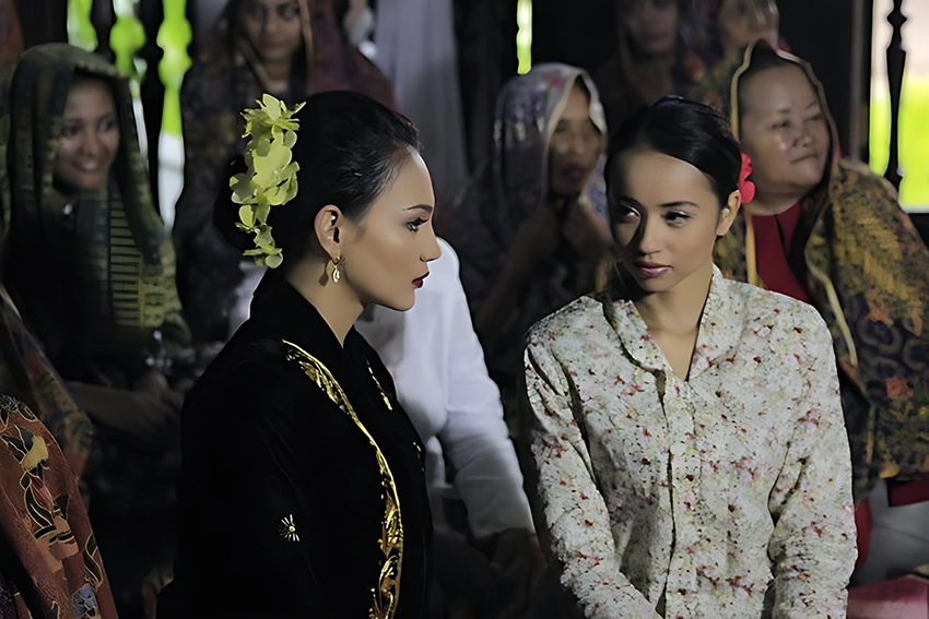 Lagenda Cik Siti Jalang wanita bersuami 100