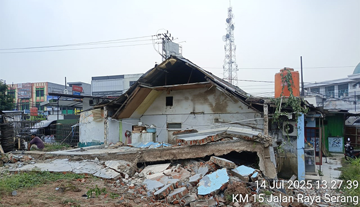 Rumah dibongkar paksa di Cikupa
