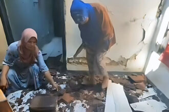 Tanah Bergerak Terjang Dua Kampung di Lebak