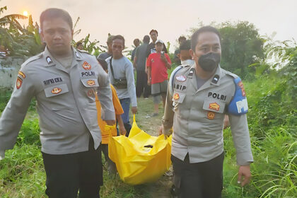 mayat perempuan kresek tangerang